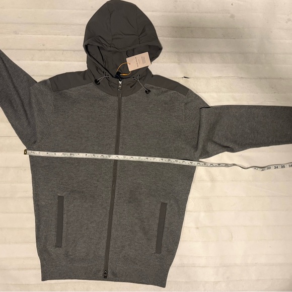 Peter Millar Men's Gray Hooded Sweater